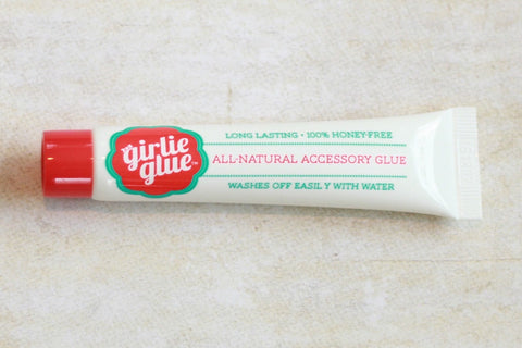 Girlie Glue